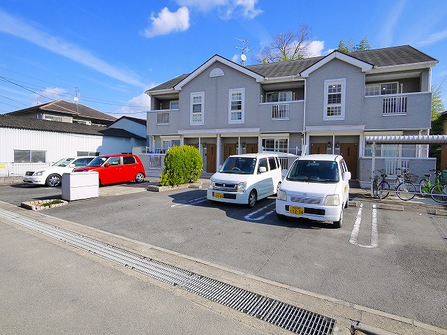 エーデル南の駐車場