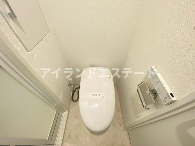 SOCIETY SAKURA-SHIMMACHI　独立洗面台　オートロックのトイレ