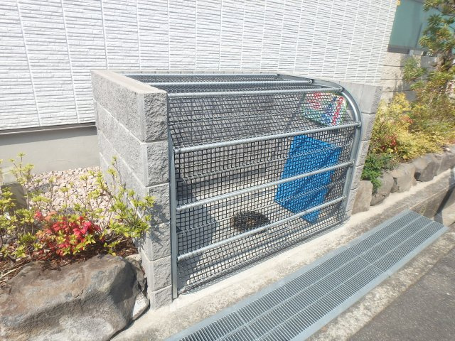 【その他共用部分】 | Ｙ．ｓ　ＣＯＵＲＴ | ゴミステーションです