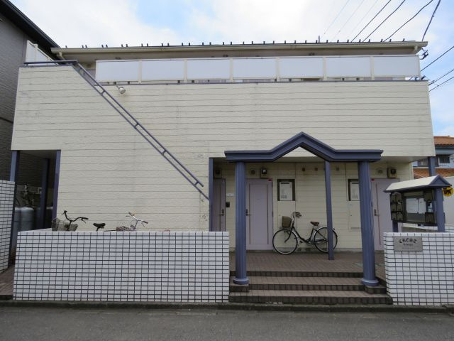 クレスト川越の外観