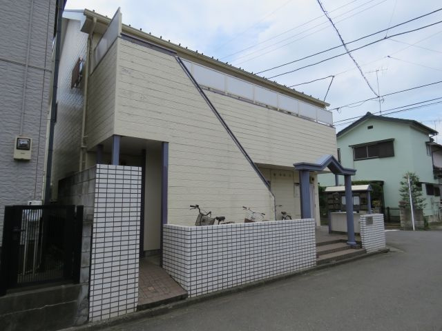 クレスト川越の外観
