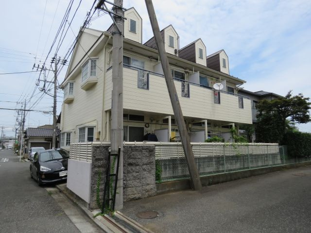クレスト川越の外観