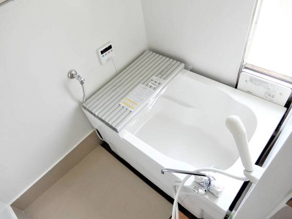 【浴室】 | ビレッジハウス水沢西2号棟 | ビレッジハウスの同一物件・同一タイプの間取りの写真です