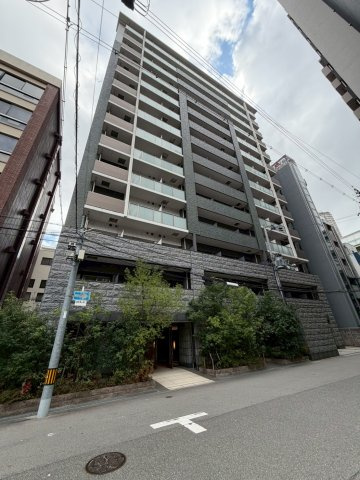プレサンス京町堀ノースの外観