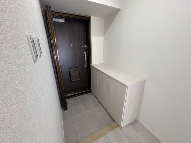 ダイアパレス日進の玄関