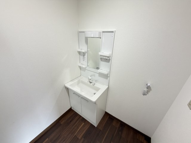 八街榎戸戸建ての洗面所
