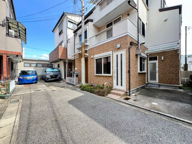 里中町2丁目の前面道路含む現地写真|前面道路