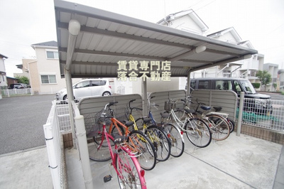 【その他共用部分】 | サンリット | 敷地内駐輪場完備