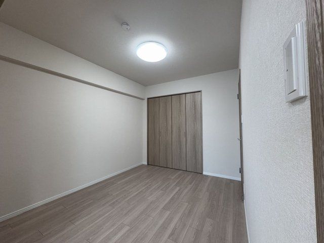 宝マンション滝ノ水の洋室|洋室約5.2帖