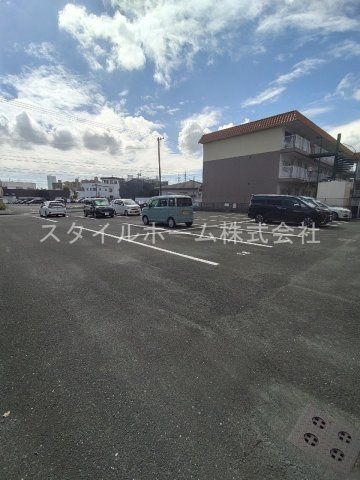 胡蝶羽根井の駐車場