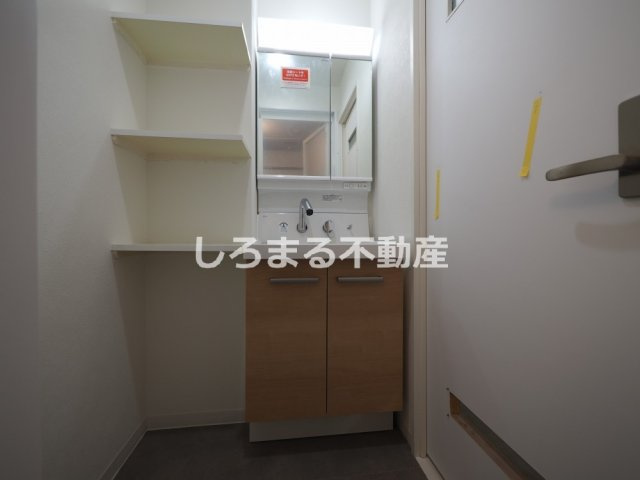 フロンティアタワー九条Ⅲの洗面所