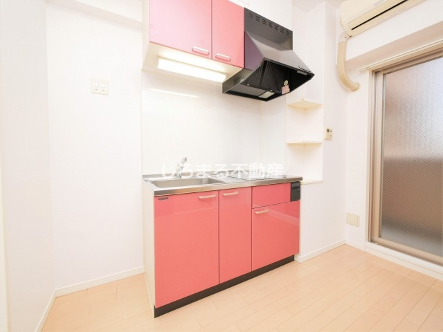 フロンティアタワー九条Ⅲのキッチン