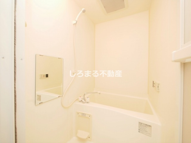 フロンティアタワー九条Ⅲの浴室