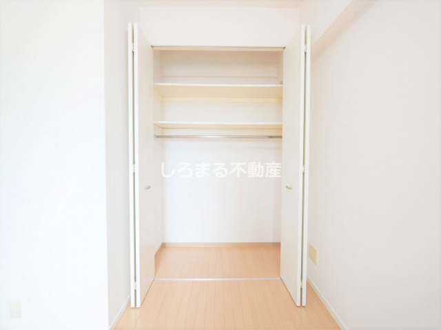 フロンティアタワー九条Ⅲの収納