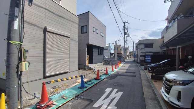 尼崎市金楽寺町　新築戸建の前面道路含む現地写真