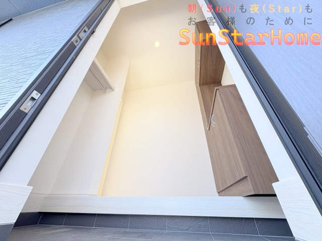 【サンスターホーム】福生市熊川　長期優良新築戸建の玄関