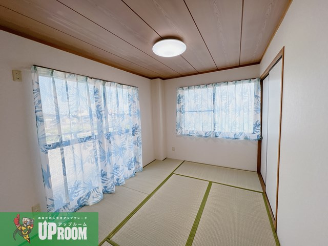 ヴィレッジハヤシの内装