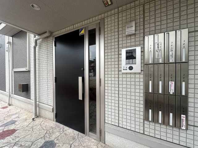 ロイヤルコートのエントランス