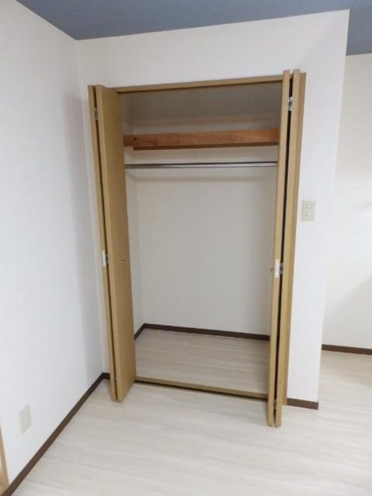 ハイツミレムの収納|クローゼット