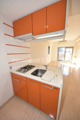 プレサンス本町プライムのキッチン|オシャレなカウンターキッチン！