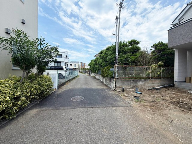 新築戸建　茅ヶ崎市東海岸南4丁目の前面道路含む現地写真