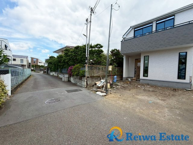 新築戸建　茅ヶ崎市東海岸南4丁目の前面道路含む現地写真