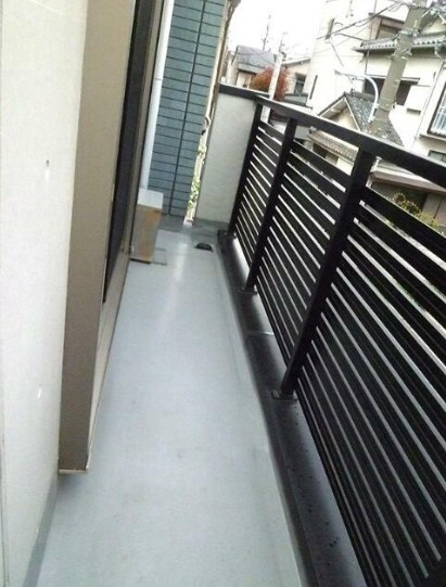 【バルコニー】