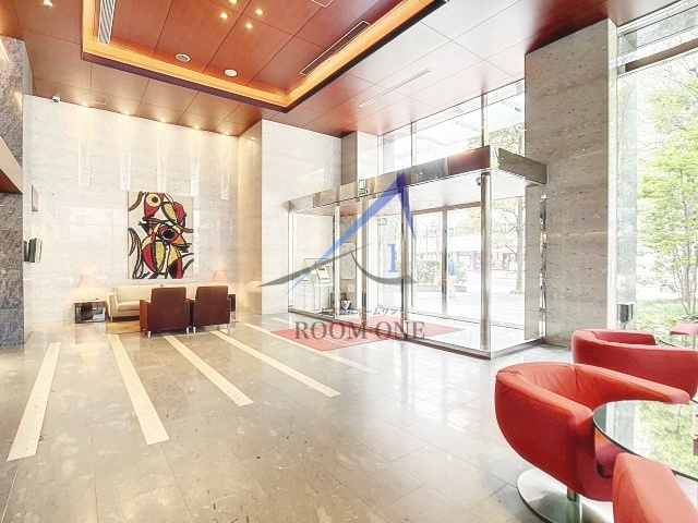 ファーストリアルタワー新宿