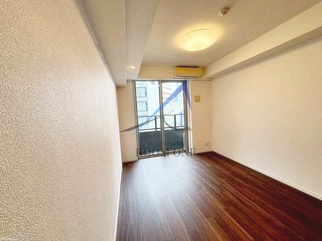 ファーストリアルタワー新宿の居間・リビング|洋室のお部屋です。