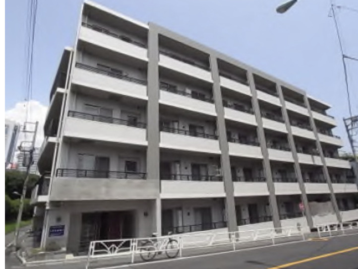 ルクレ初台の外観