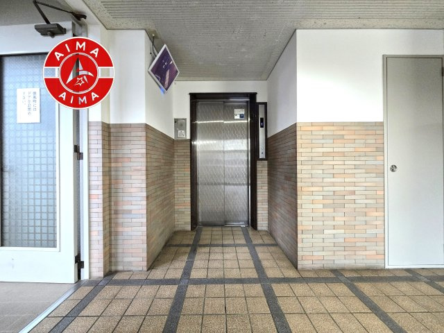 原パーク・ホームズのその他共用部分|エレベーターがあり、小さなお子様連れや重い荷物の際も安心です。