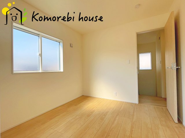 桶川市東2丁目　3期　新築一戸建て　ブルーミングガーデン　01の洋室|使い勝手のいい洋室です