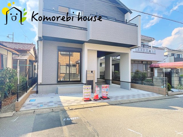 桶川市東2丁目　3期　新築一戸建て　ブルーミングガーデン　01の駐車場|カースペースがあります