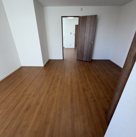 登別市鷲別町6丁目43-5戸建の洋室|個人の部屋や寝室として使える洋室です