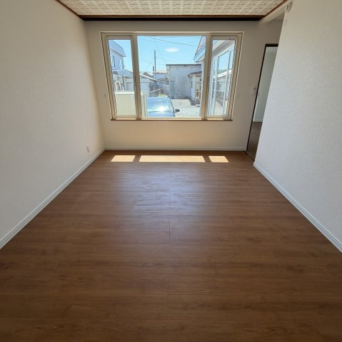 登別市鷲別町6丁目43-5戸建の洋室|広々とした洋室です