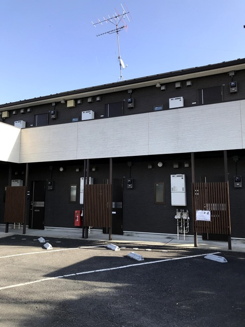 フォレスト大倉山の駐車場