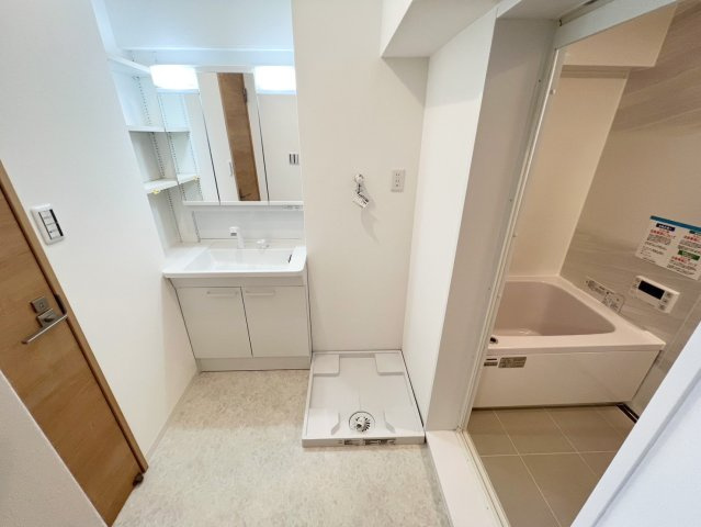 向陽ハイツ　302の洗面所|コンパクトで使いやすい洗面所♪