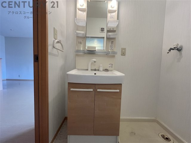 洗面所内に洗濯機置場あり！