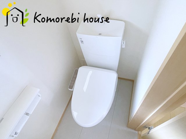 上尾市栄町78番１　新築一戸建て　ハートフルタウン　Aのトイレ|26.3.30撮影済み