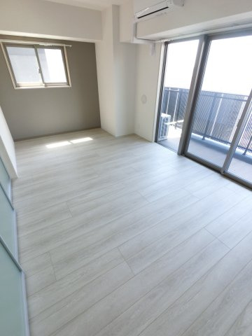 KDXレジデンス千葉中央Eastの洋室