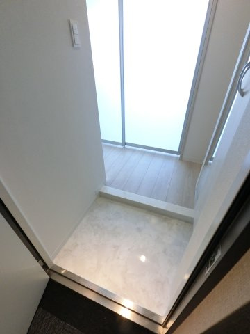 KDXレジデンス千葉中央Eastの玄関