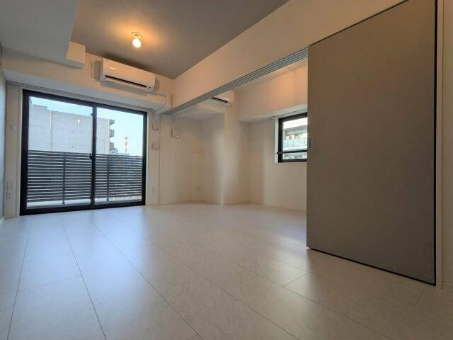 ハーモニーレジデンスグローバルキャピタルの居間・リビング