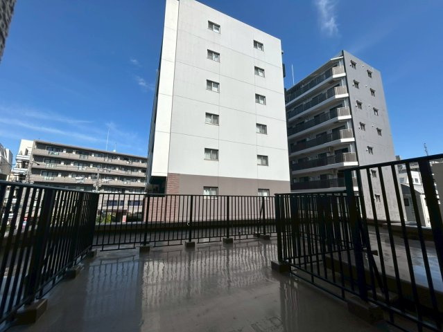 【バルコニー】