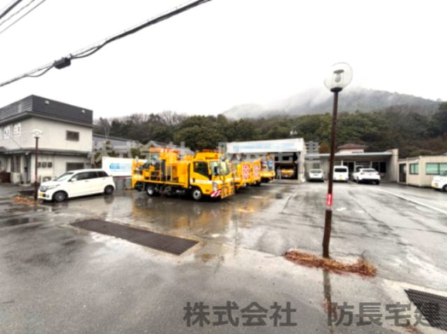 山口市下小鯖事務所の外観