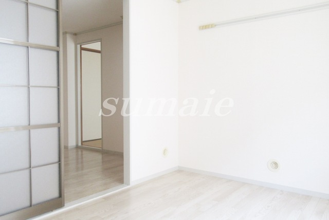 メゾンアサヒの洋室|洋室です！