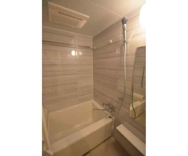 サンファーロ新都心の浴室