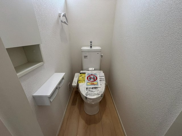売新築戸建　沼津市沢田町のトイレ