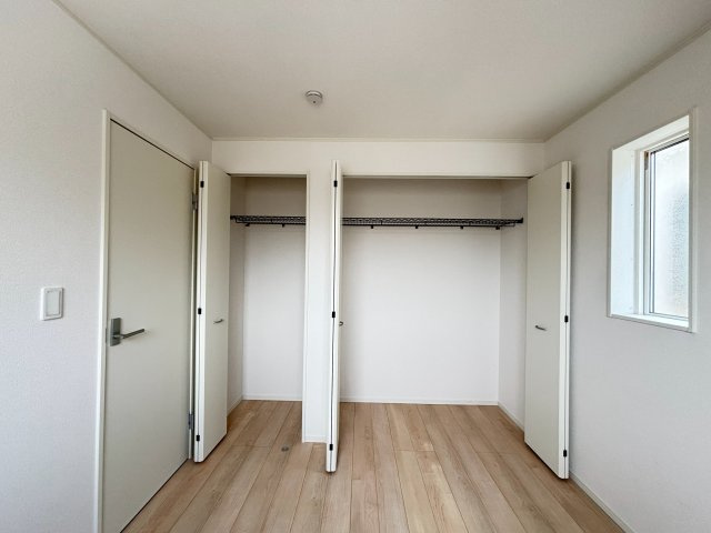 売新築戸建　沼津市沢田町の収納