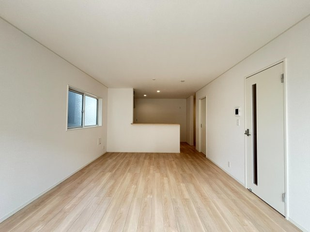 売新築戸建　沼津市沢田町の洋室