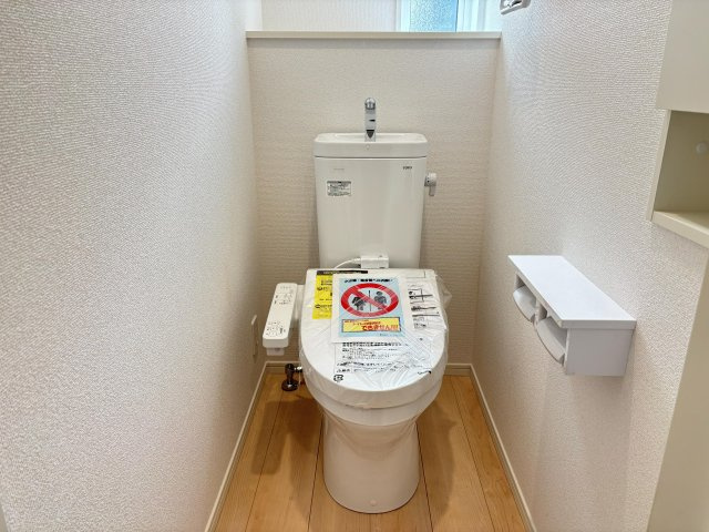 売新築戸建　沼津市沢田町のトイレ